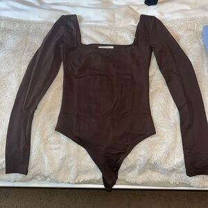 Aritzia Babaton Square Neck Bodysuit